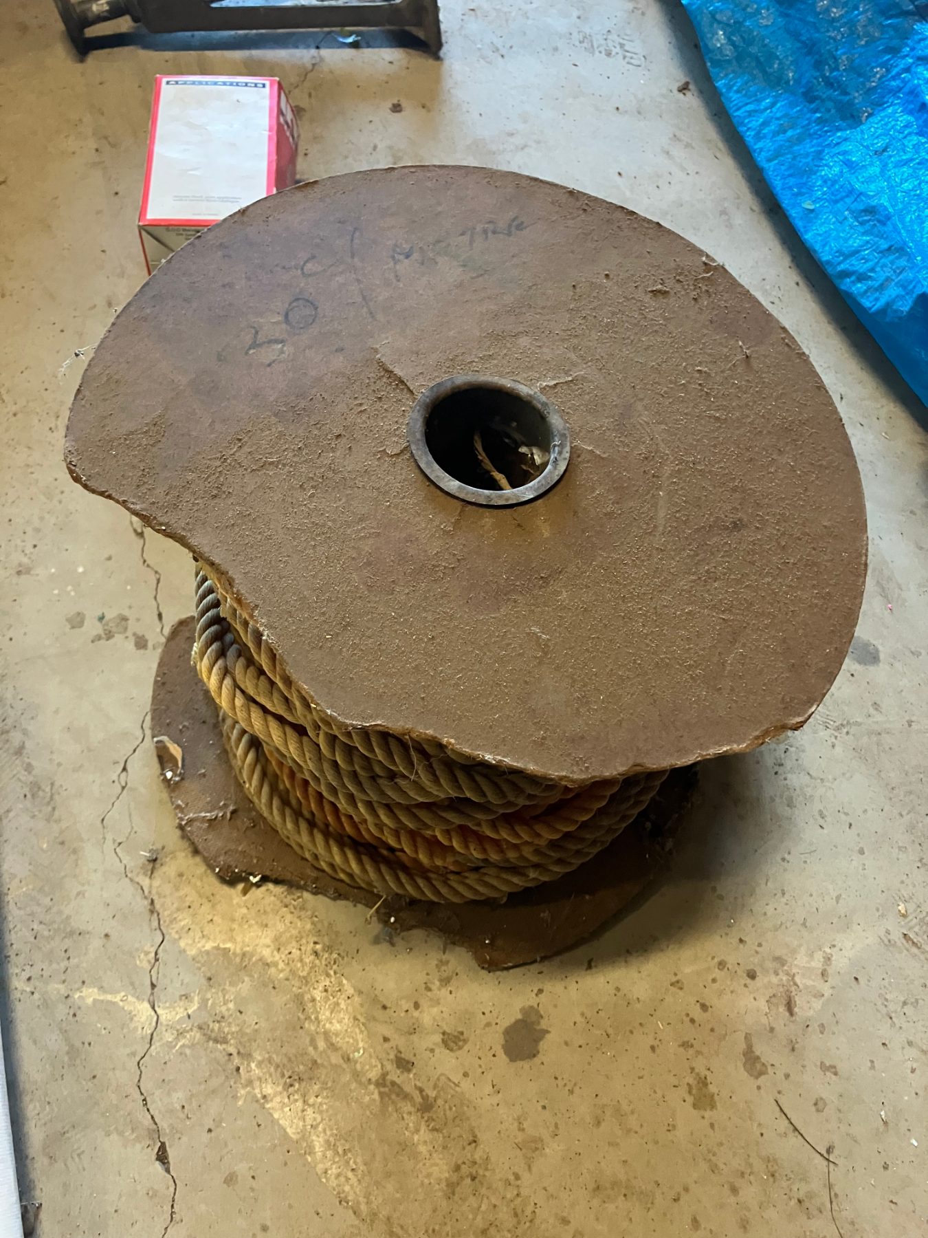 Approx. 15m of 10mm rope - photo 2