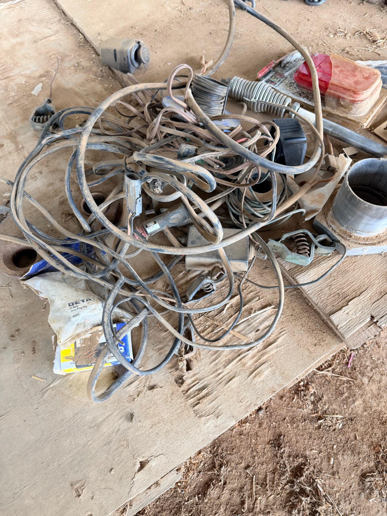 Assorted auto electrical items - photo 3