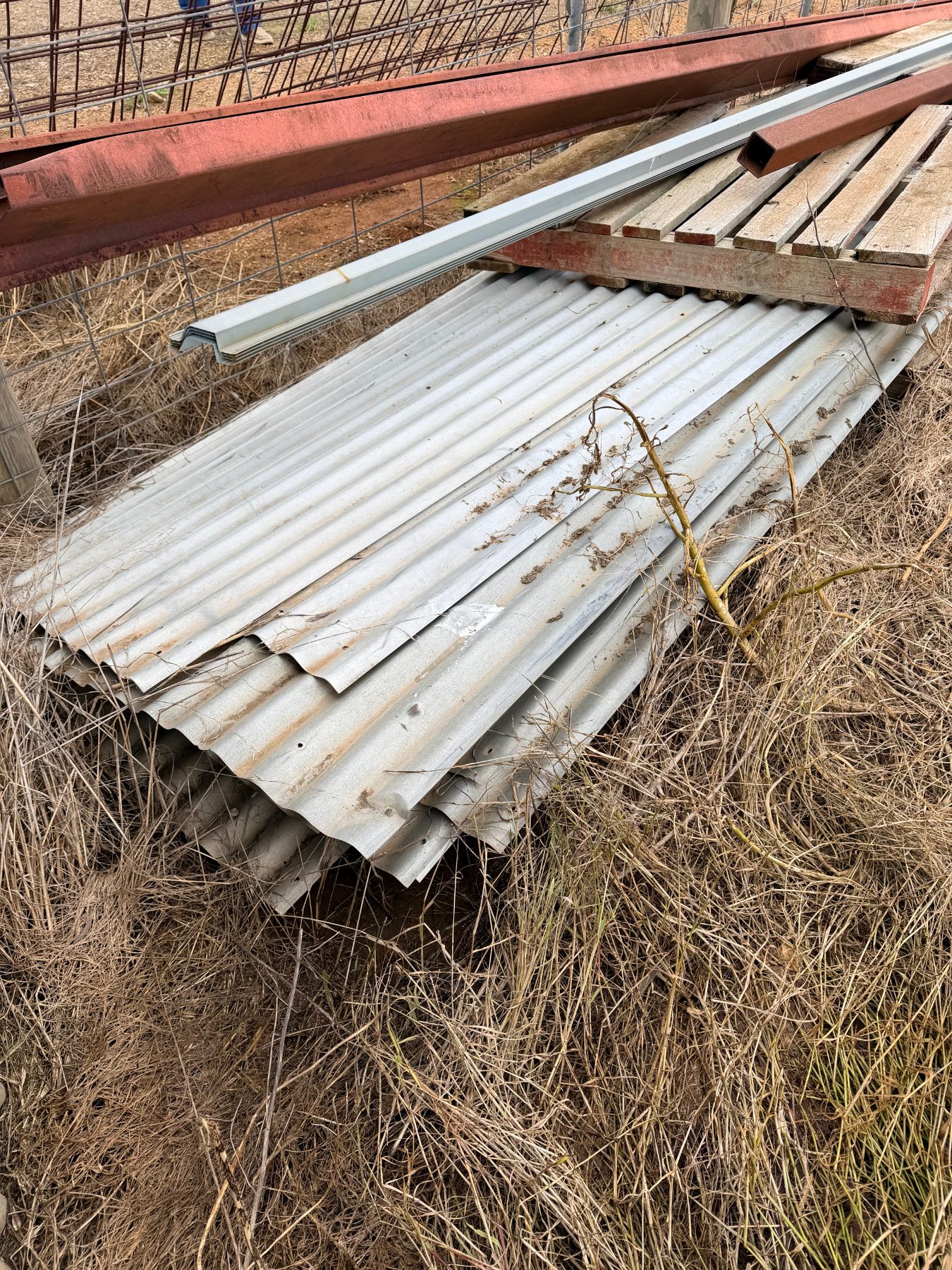 Quantity of corrugated iron sheets