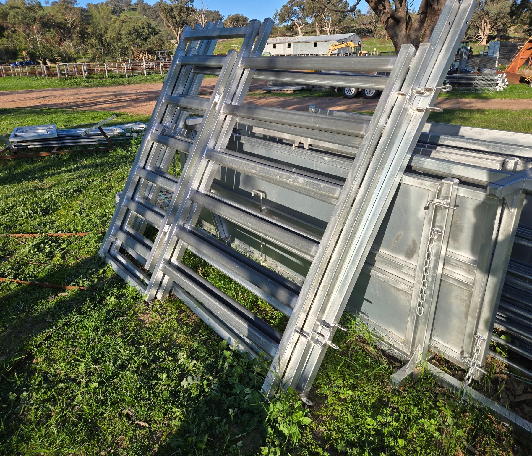 New Cattle Yard Man Access Panel - photo 2