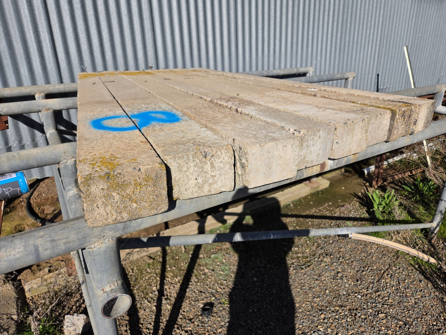 8x Concrete Fence Posts - photo 2