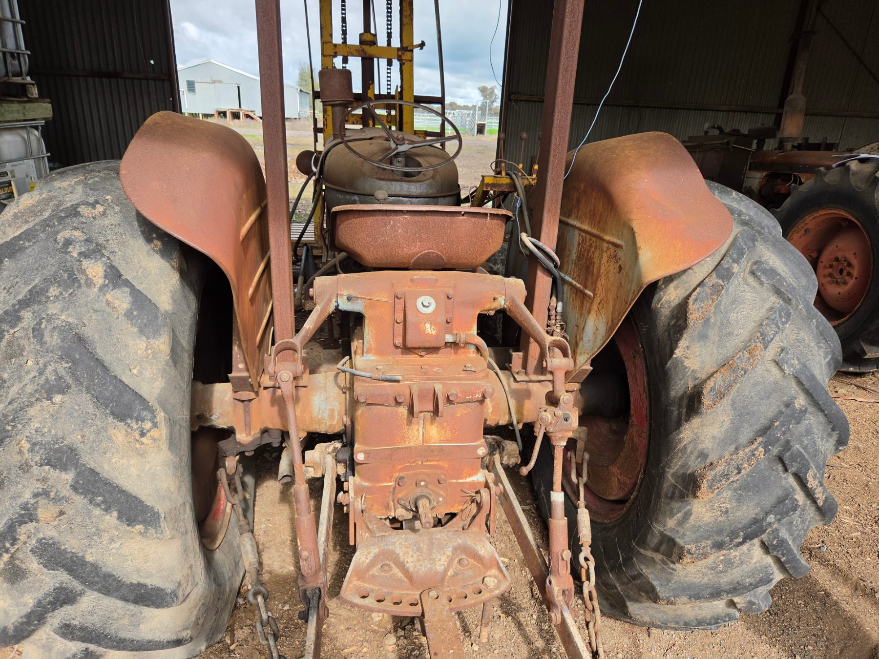 Fordson Major with Forklift - photo 8