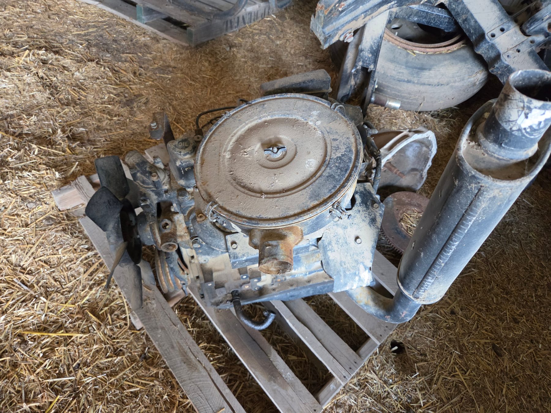 Pump Engine & Gearbox (Parts) - photo 2