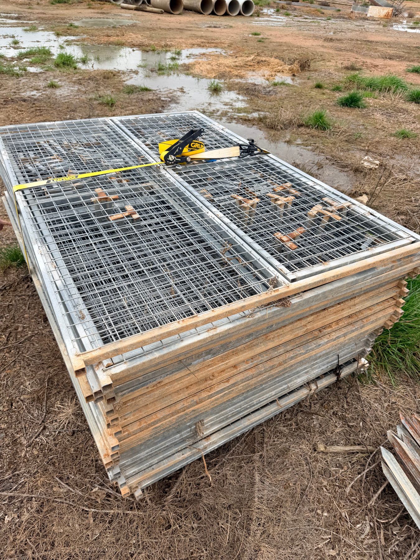 Large dog pen - photo 3