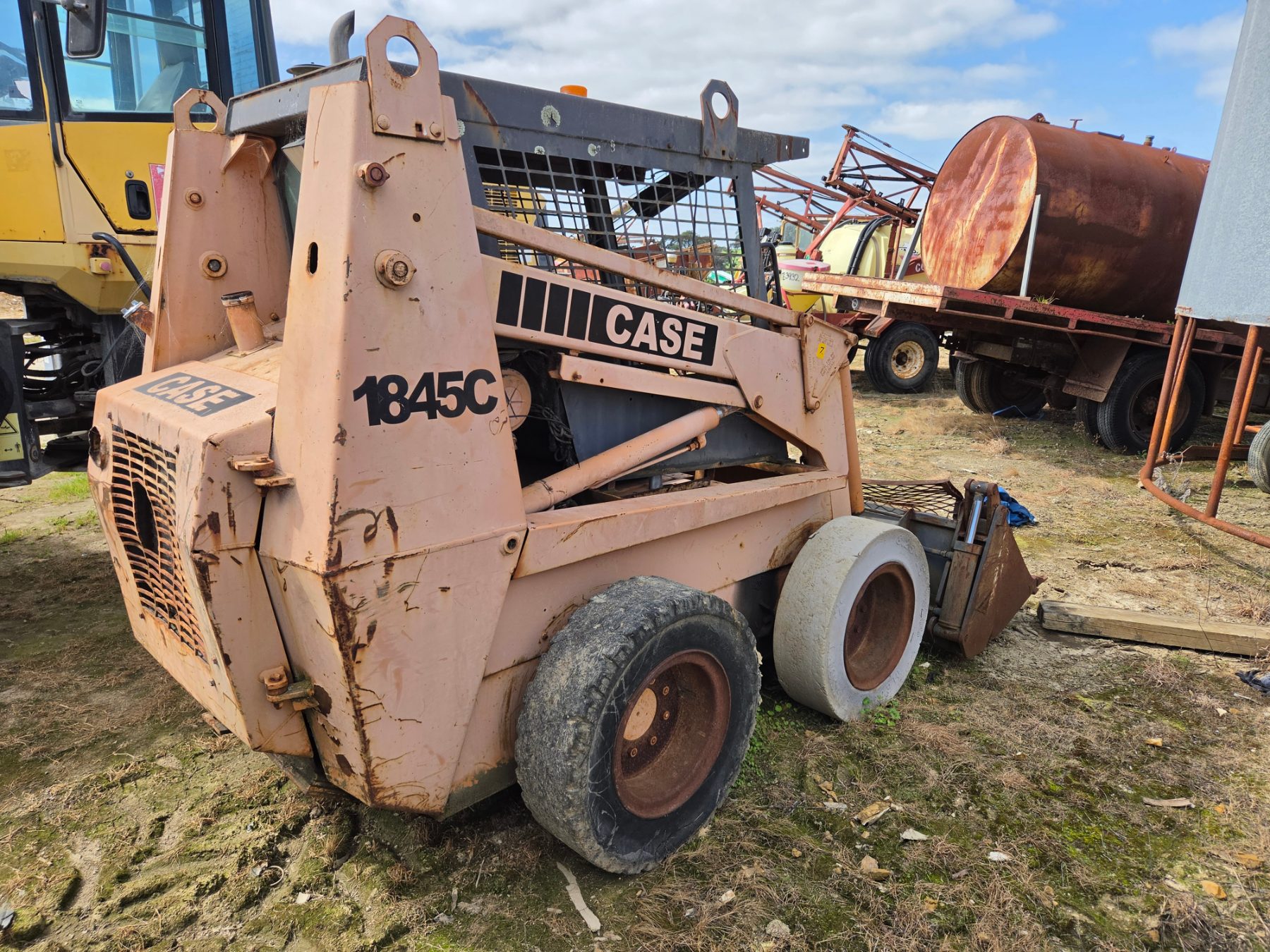 Case 1845c Skid Steer - photo 2