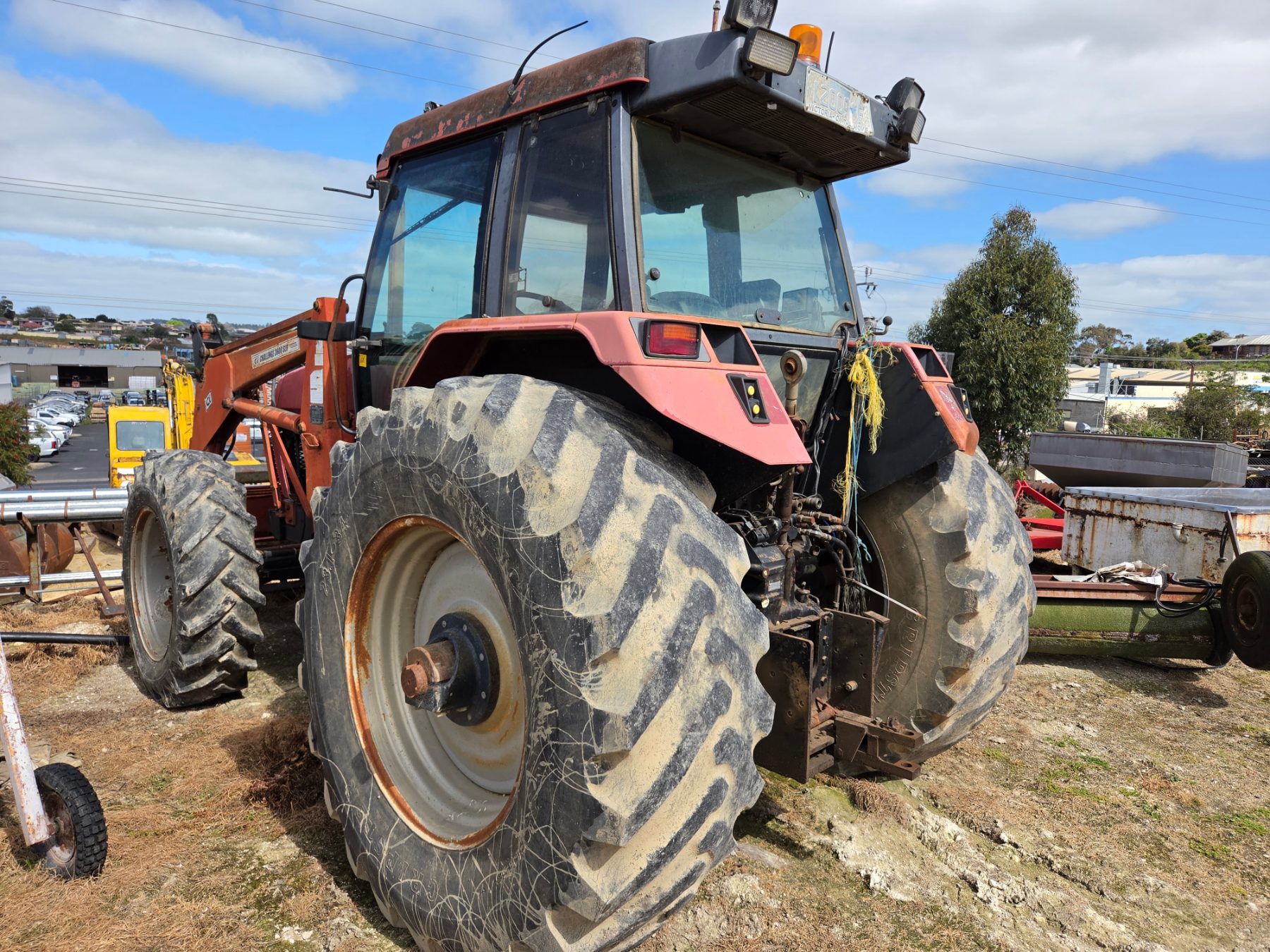 Case 5150 FEL Tractor - photo 3