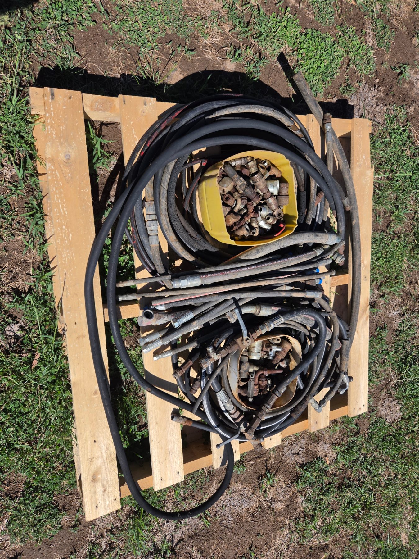 Used - Assorted Hyd. Hoses & Fittings - photo 2