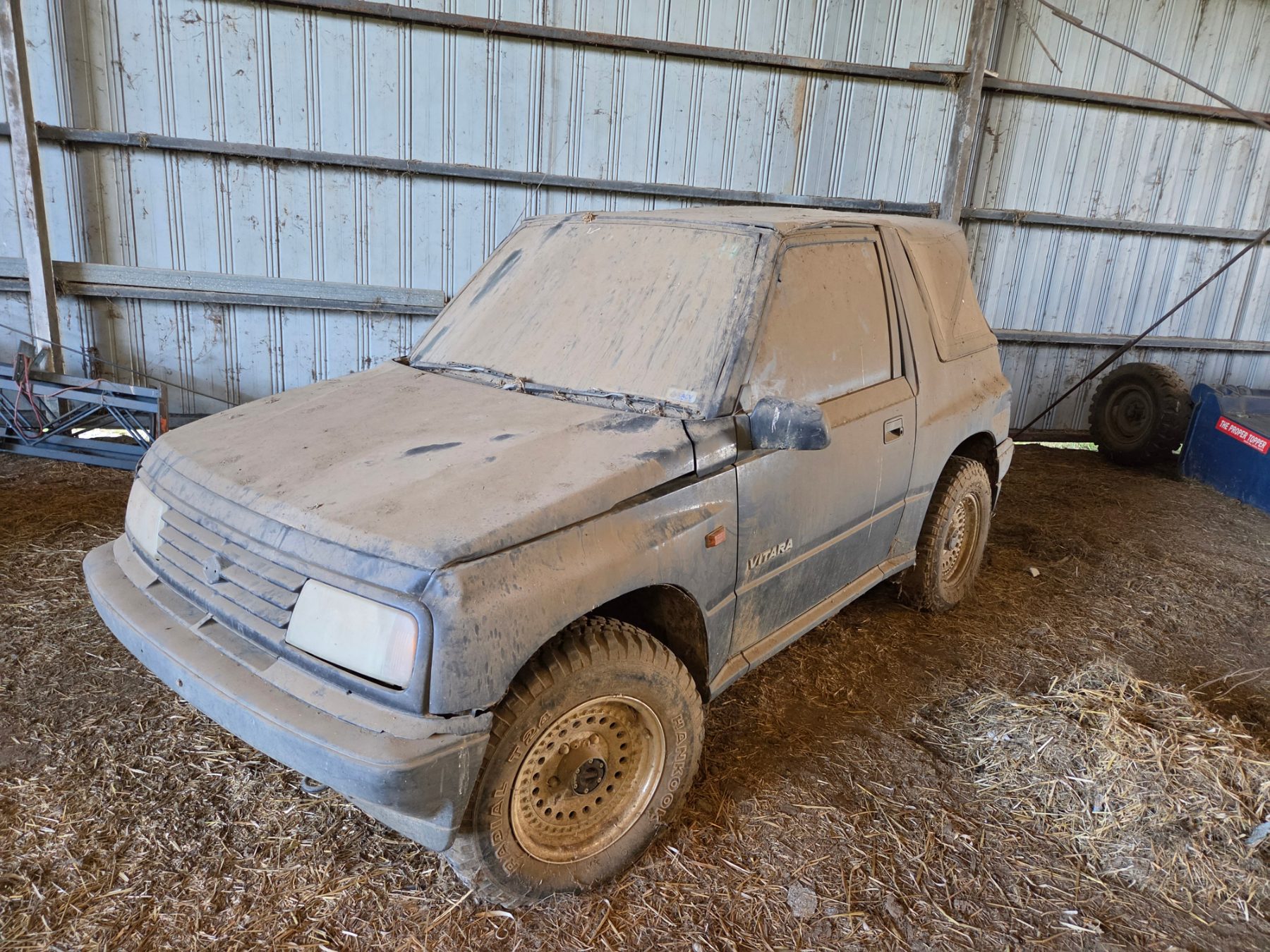 1993 Suzuki Vitara JX 4x4 SUV - photo 2
