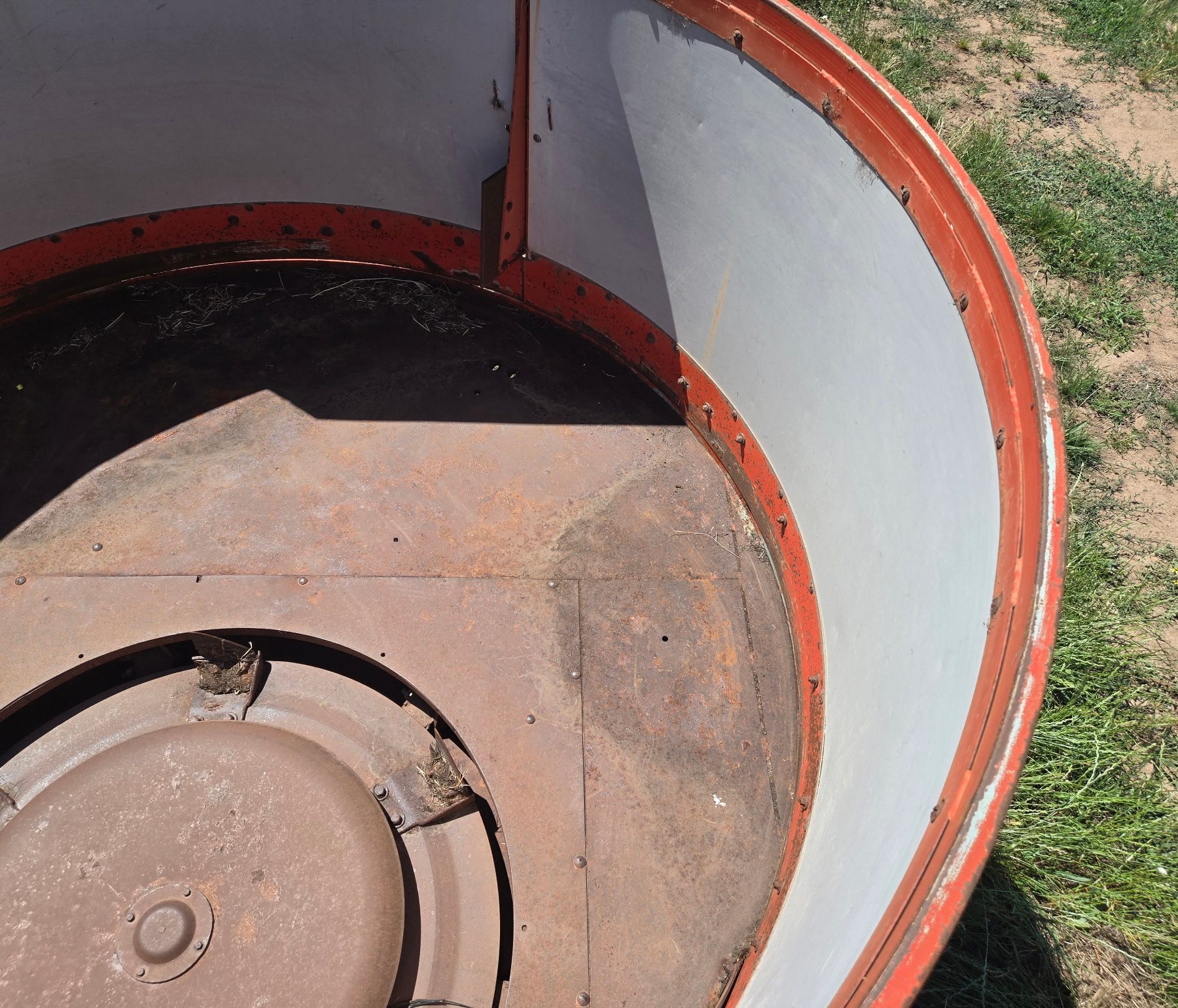 Used - Kverneland Rotary Hay Shredder - photo 10