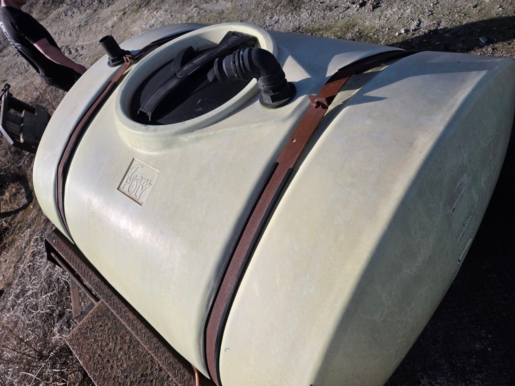 1,500 Ltr Team Poly Tank. - photo 1