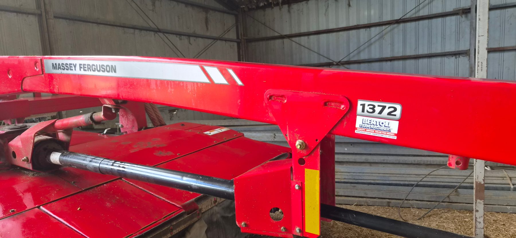 2010 Massey Ferguson 1372 Mower Conditioner - photo 5