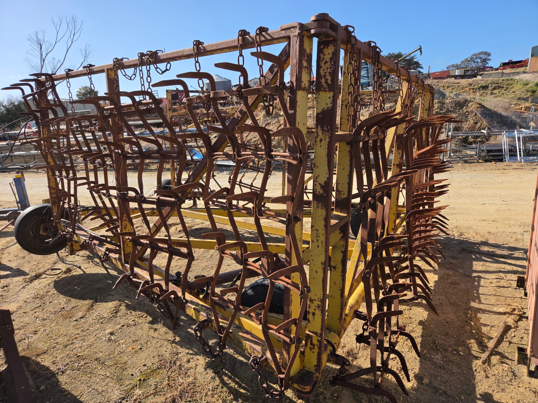 Chamberlain 12 Leaf Folding Harrows - photo 5