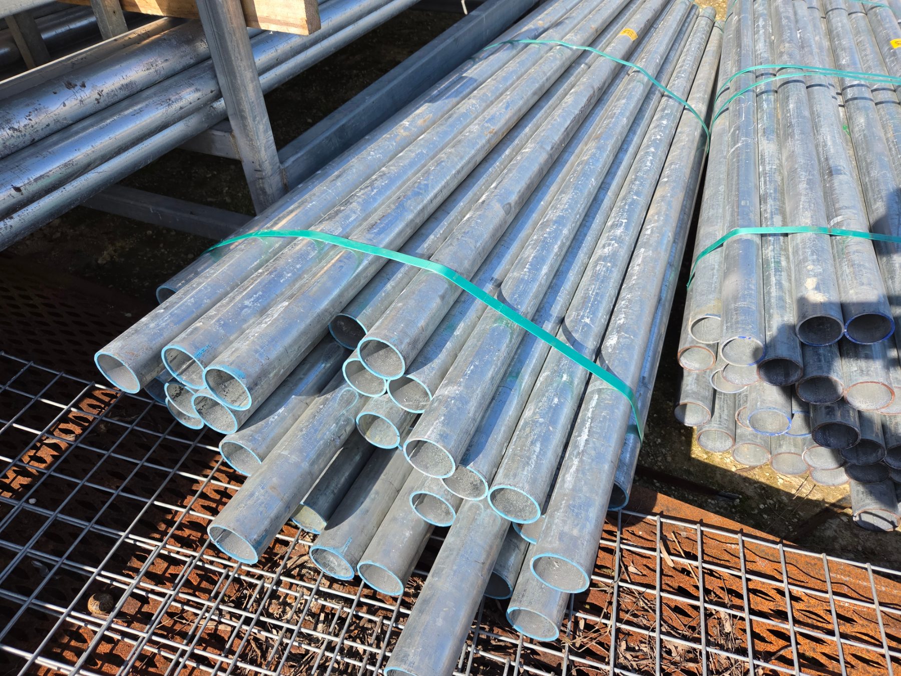 50x 2.4m New Galv 50mm Posts - photo 4