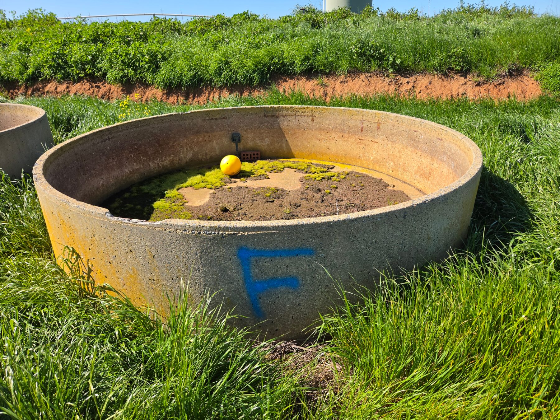 10ft Stock Trough with Ball Valve (F) - photo 1