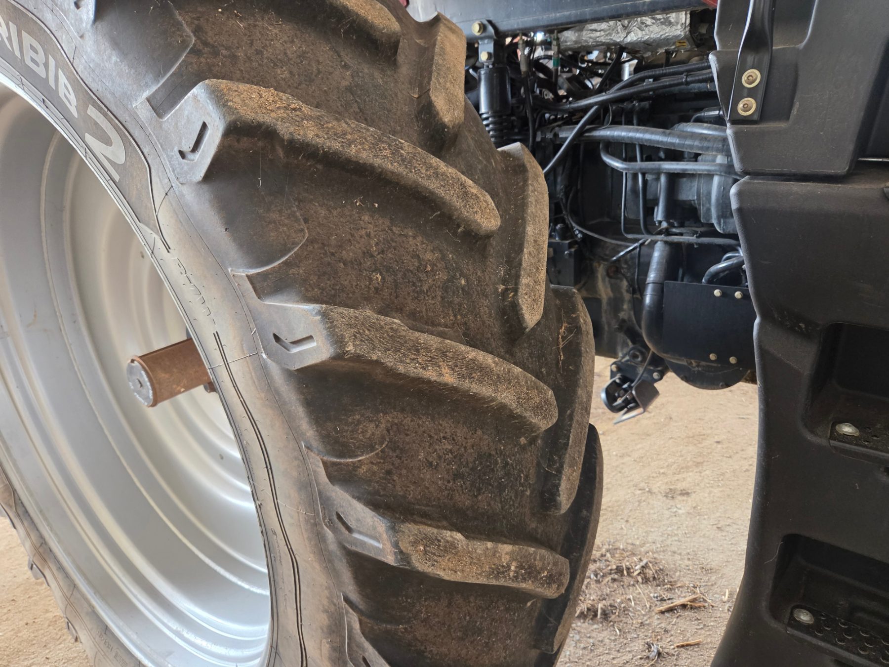 2020 Case Magnum 310 CVT - photo 22