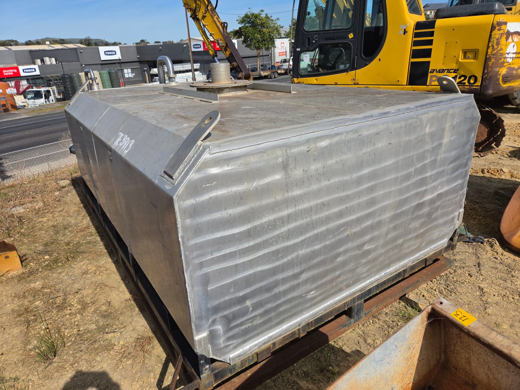 6,000 Ltr. Slip-on Alloy Water Tank - photo 3