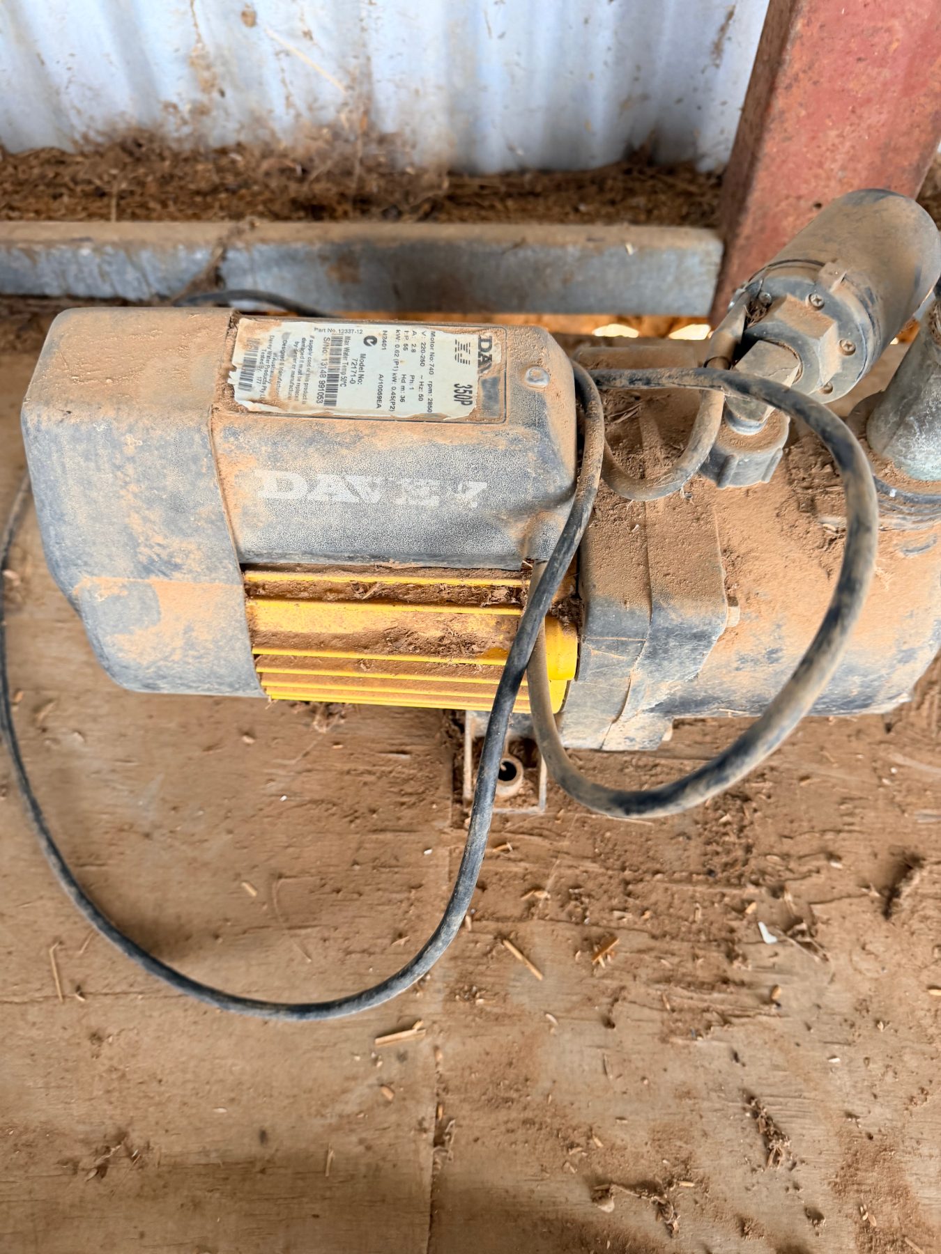 Davey 1" transfer pump ~ removed from old dairy ~ was working when last used - photo 1