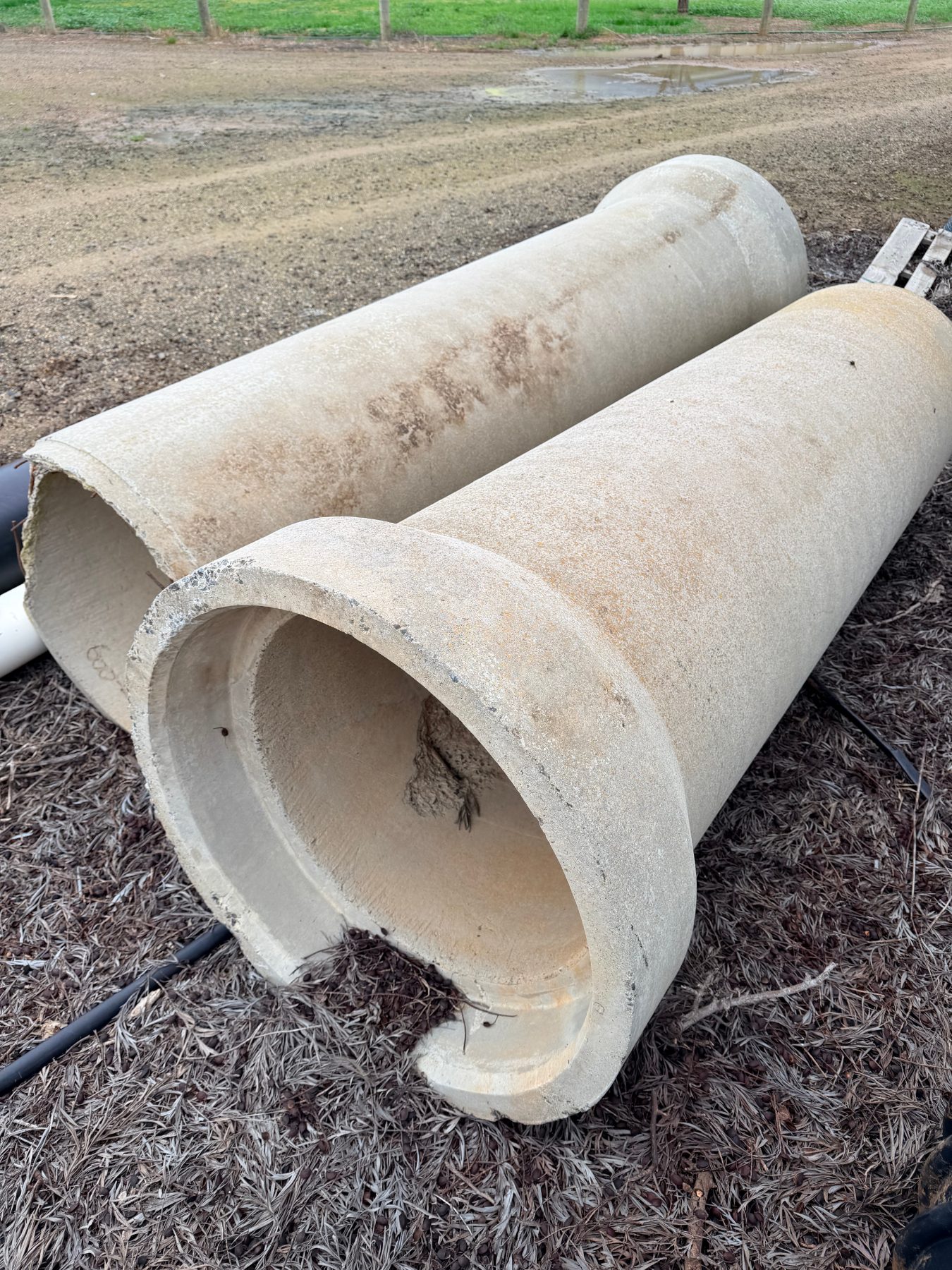 3 of 600mm bell end concrete pipes