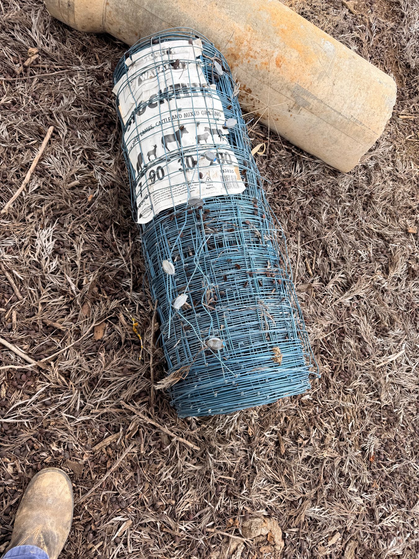 New roll (200m) of ring lock fence mesh