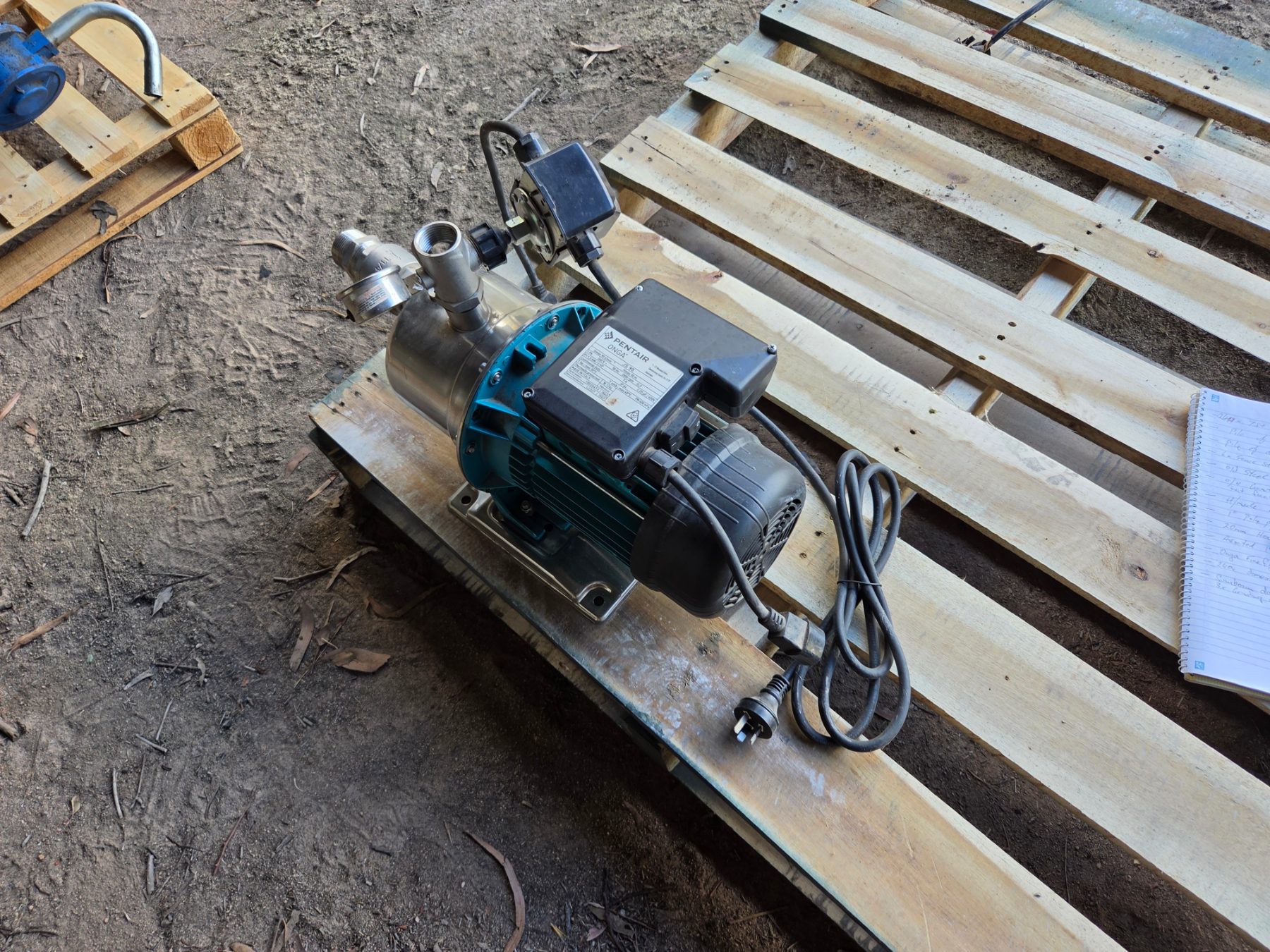 New - Un-used Onga Pentair Domestic Pressure Pump - photo 2