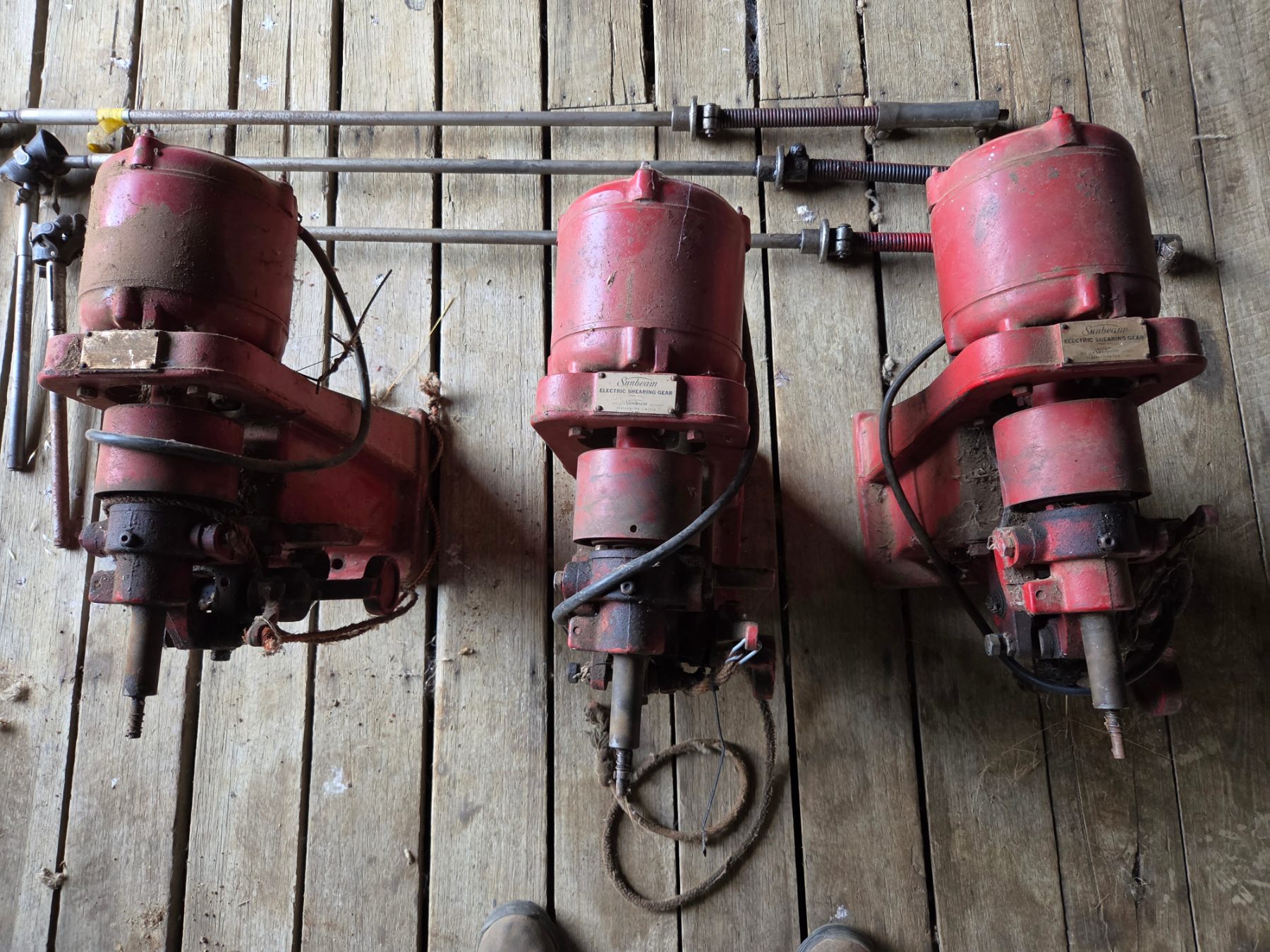 Used - 3x Sunbeam O/head Shearing Plants - photo 5