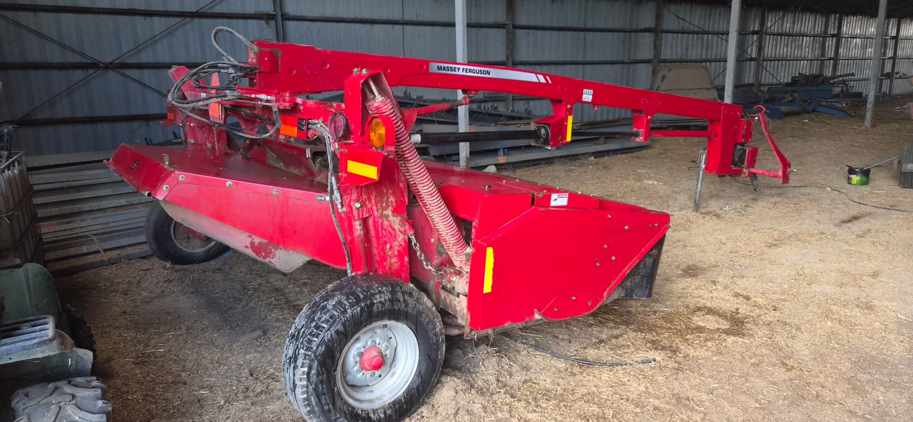 2010 Massey Ferguson 1372 Mower Conditioner - photo 4