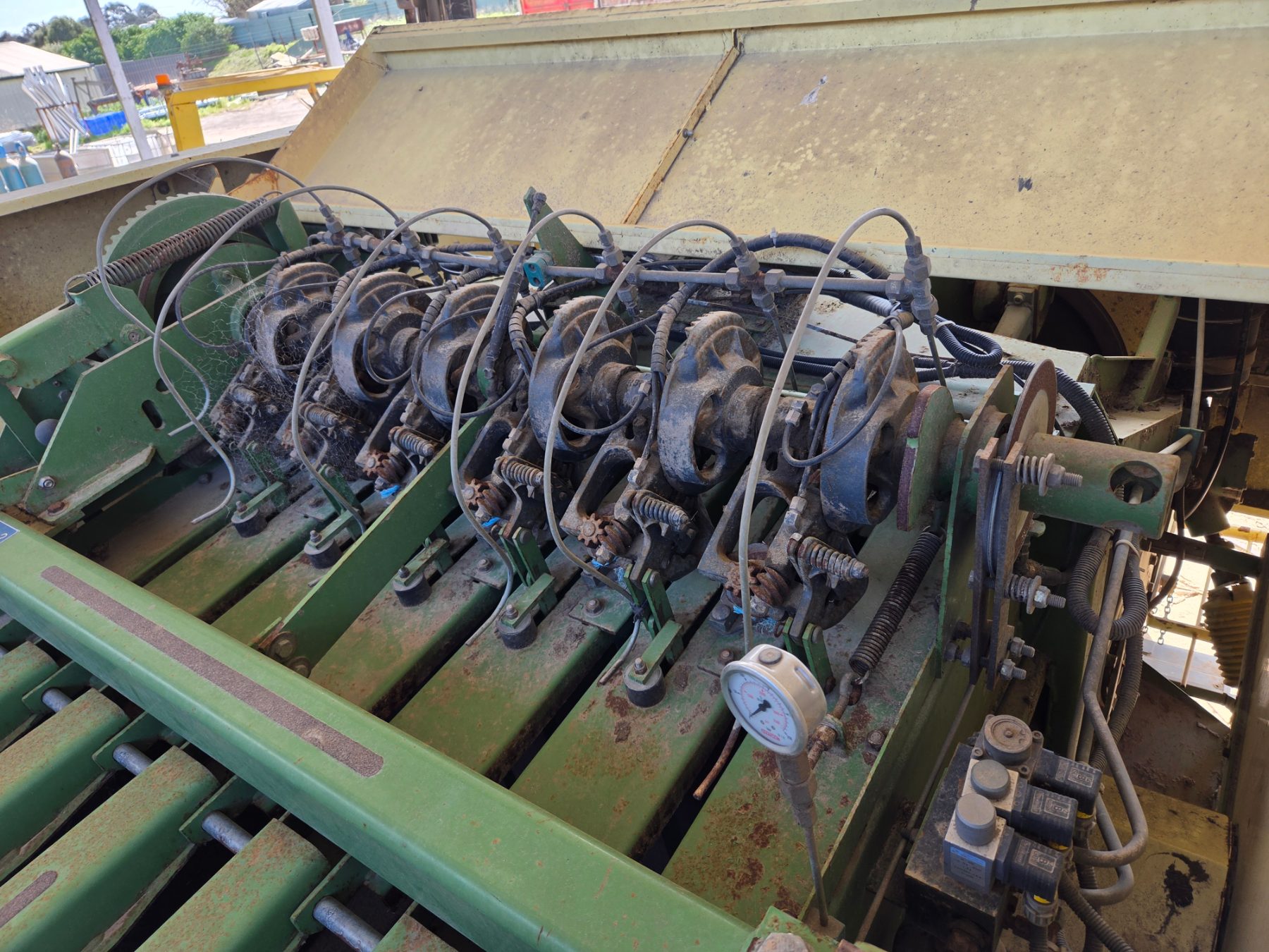 Krone 120-80 Big Pack Baler - photo 6