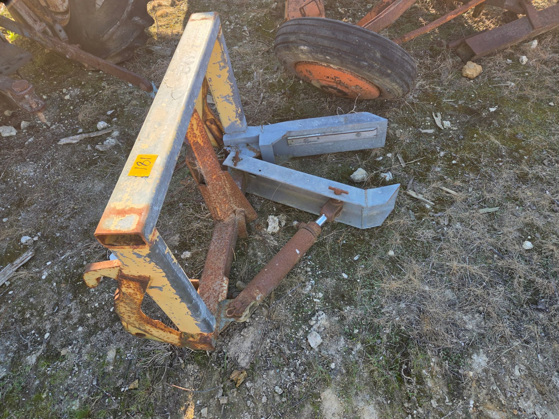 Hyd. Pine Post Puller - photo 2