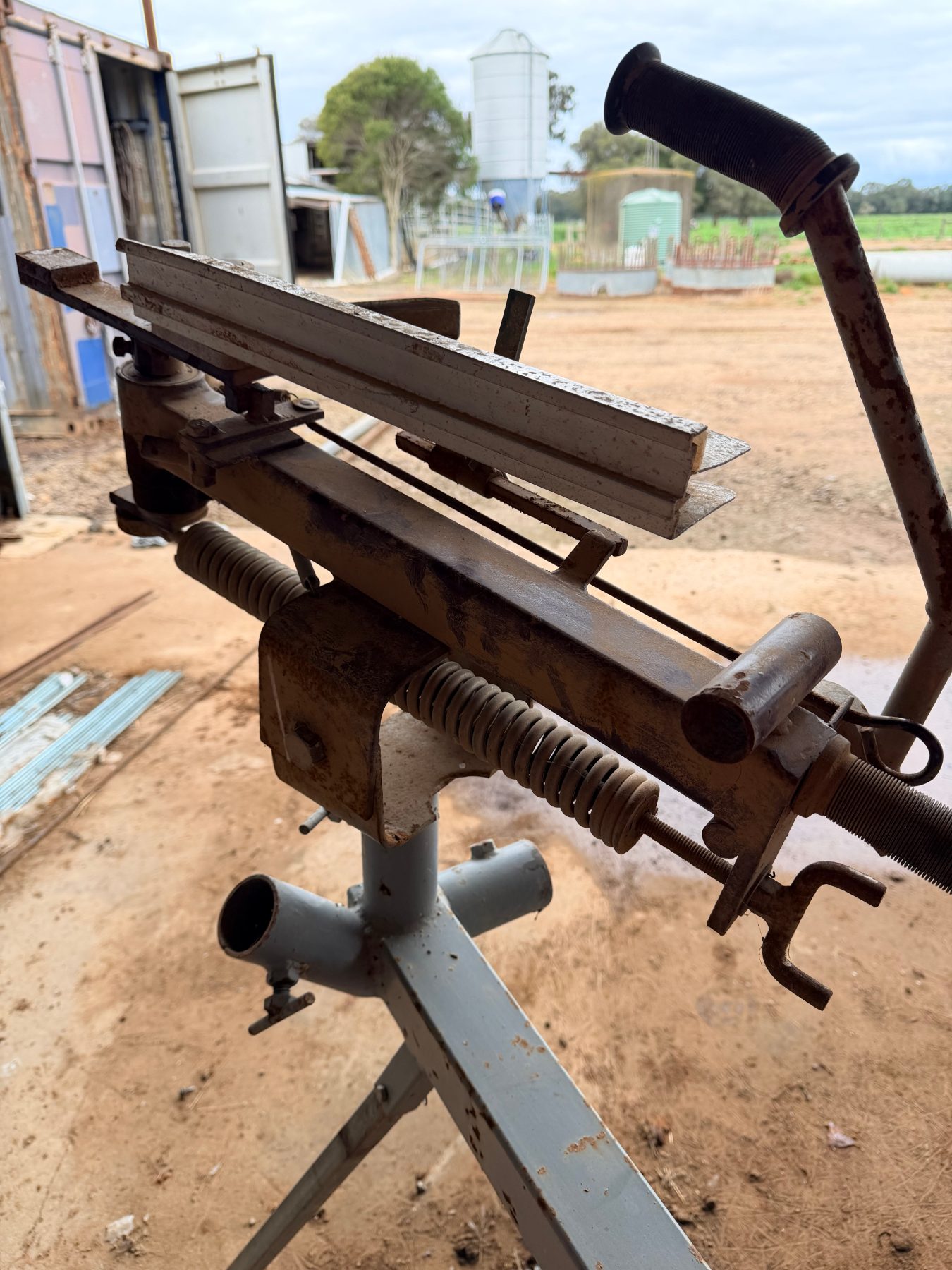 Clay target launcher - photo 4
