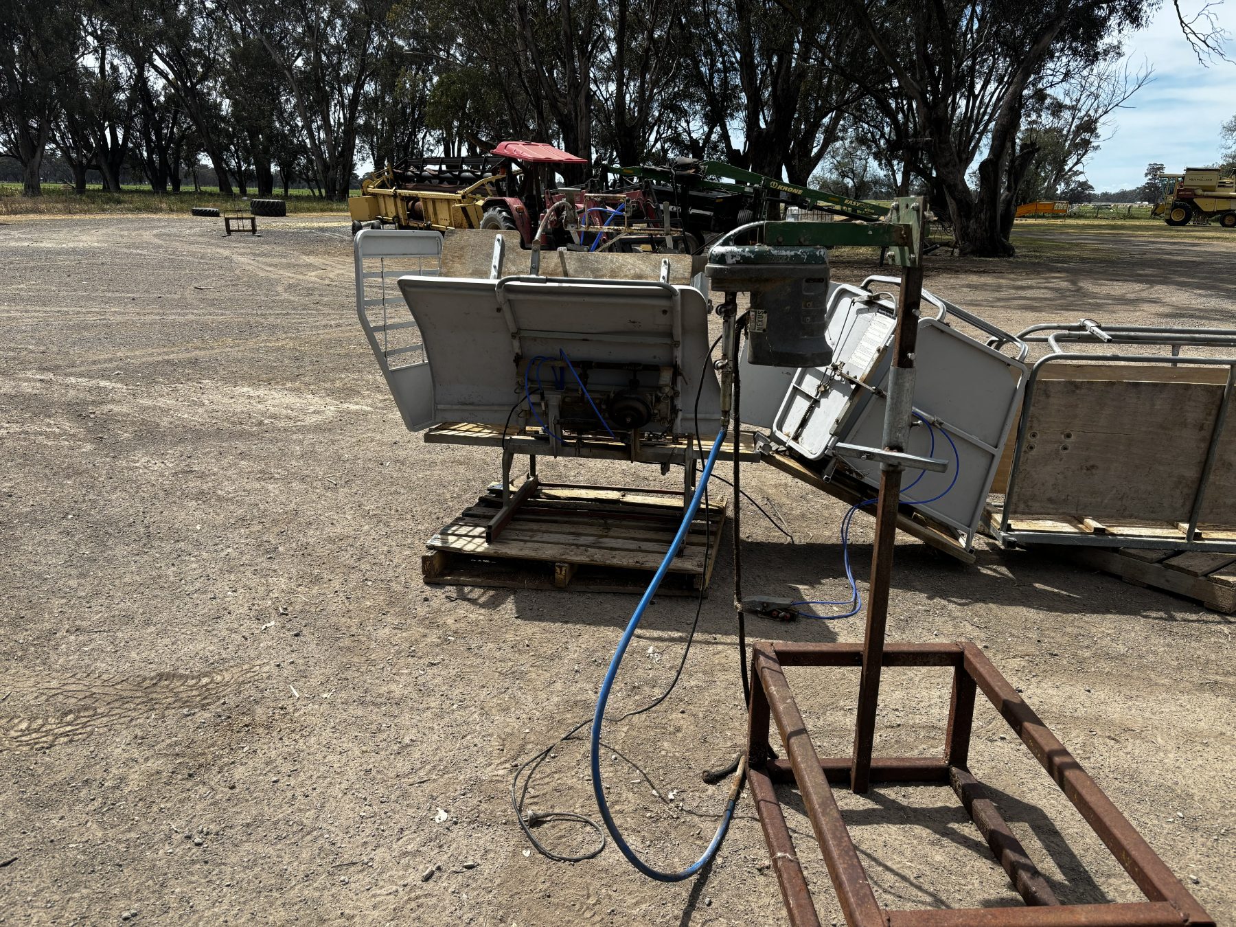 Used - Hecton Crutching Cradle - photo 5