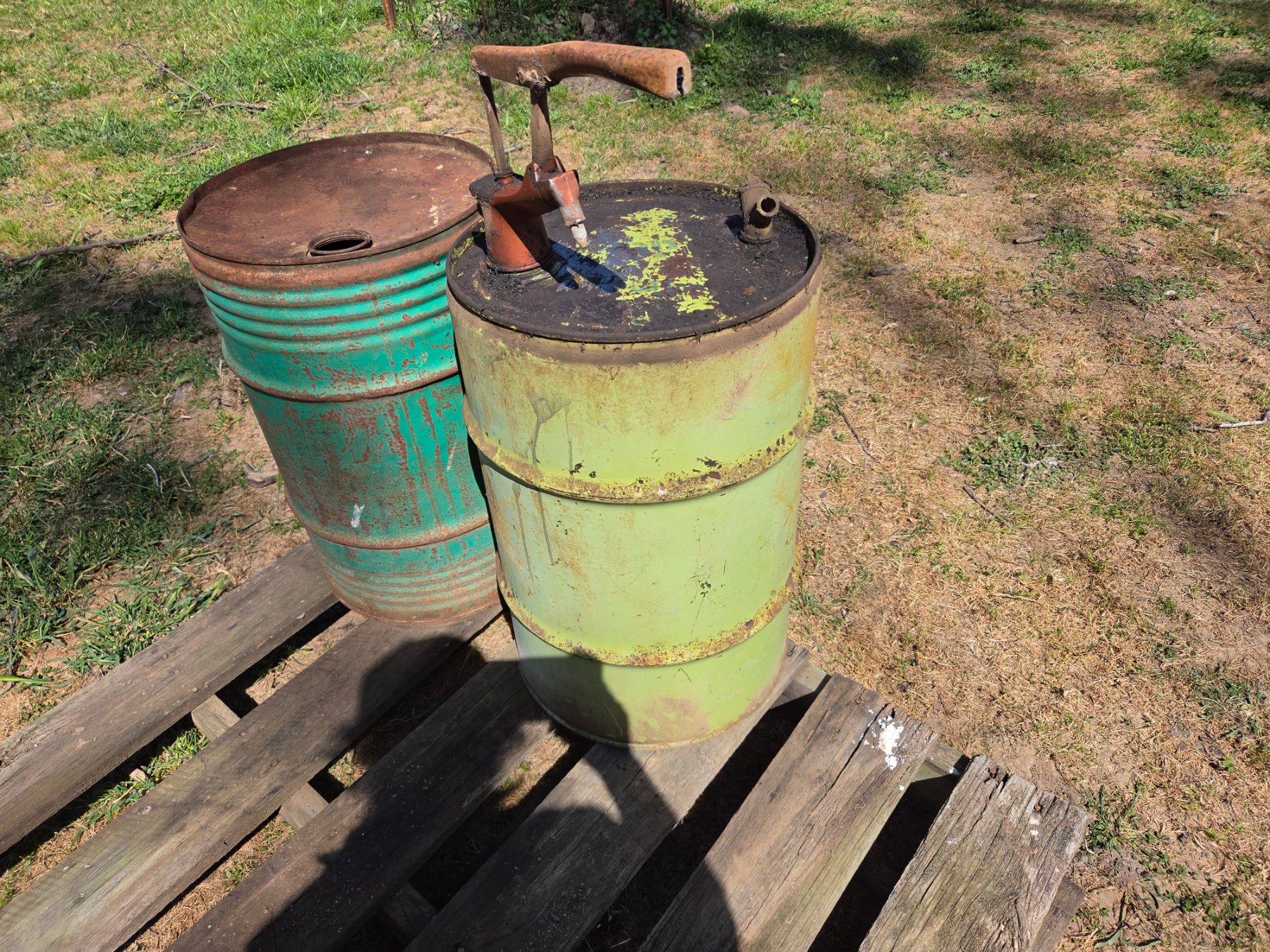 Used - Oil Drum Pump - photo 1