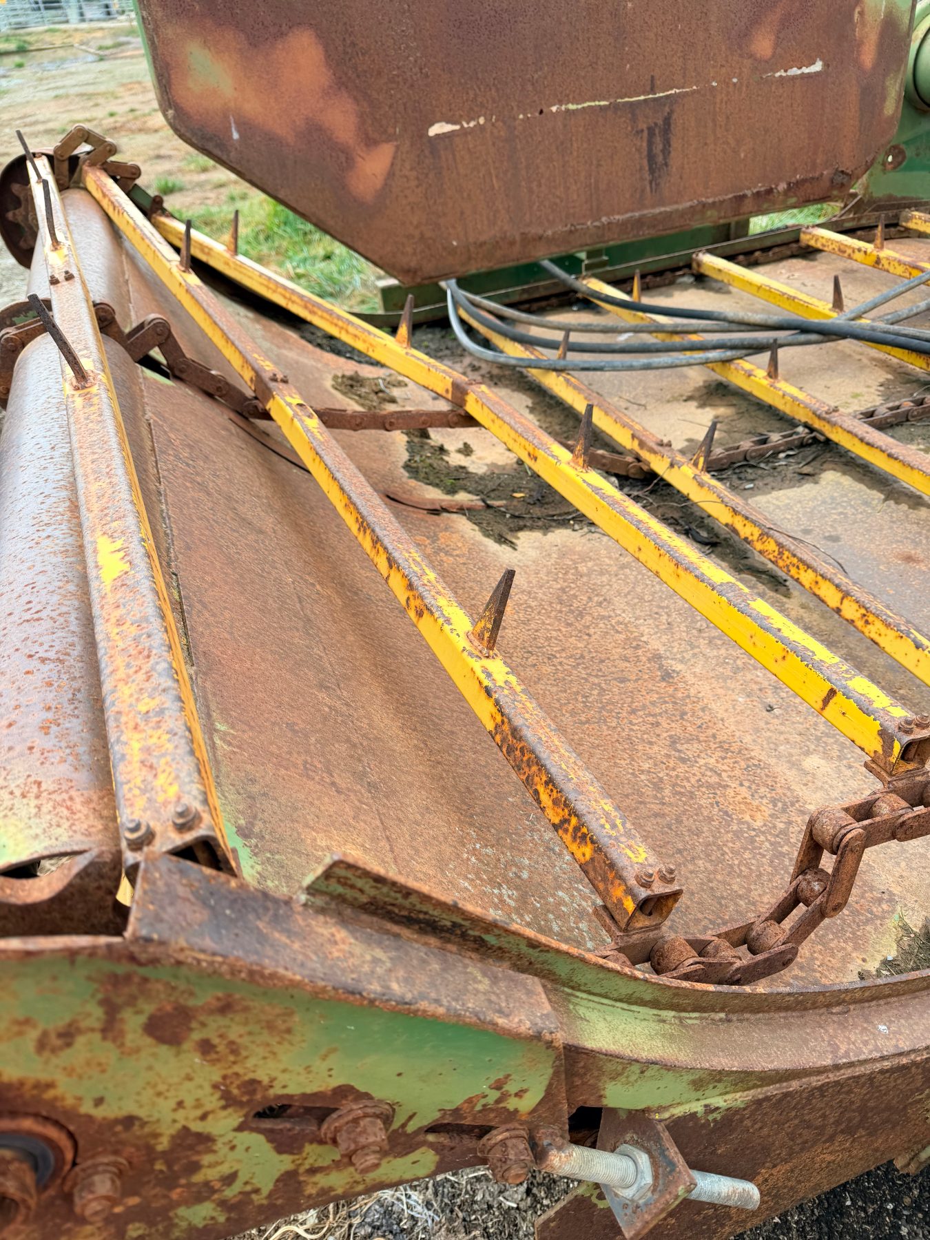 Bale buggy feed out wagon - photo 7