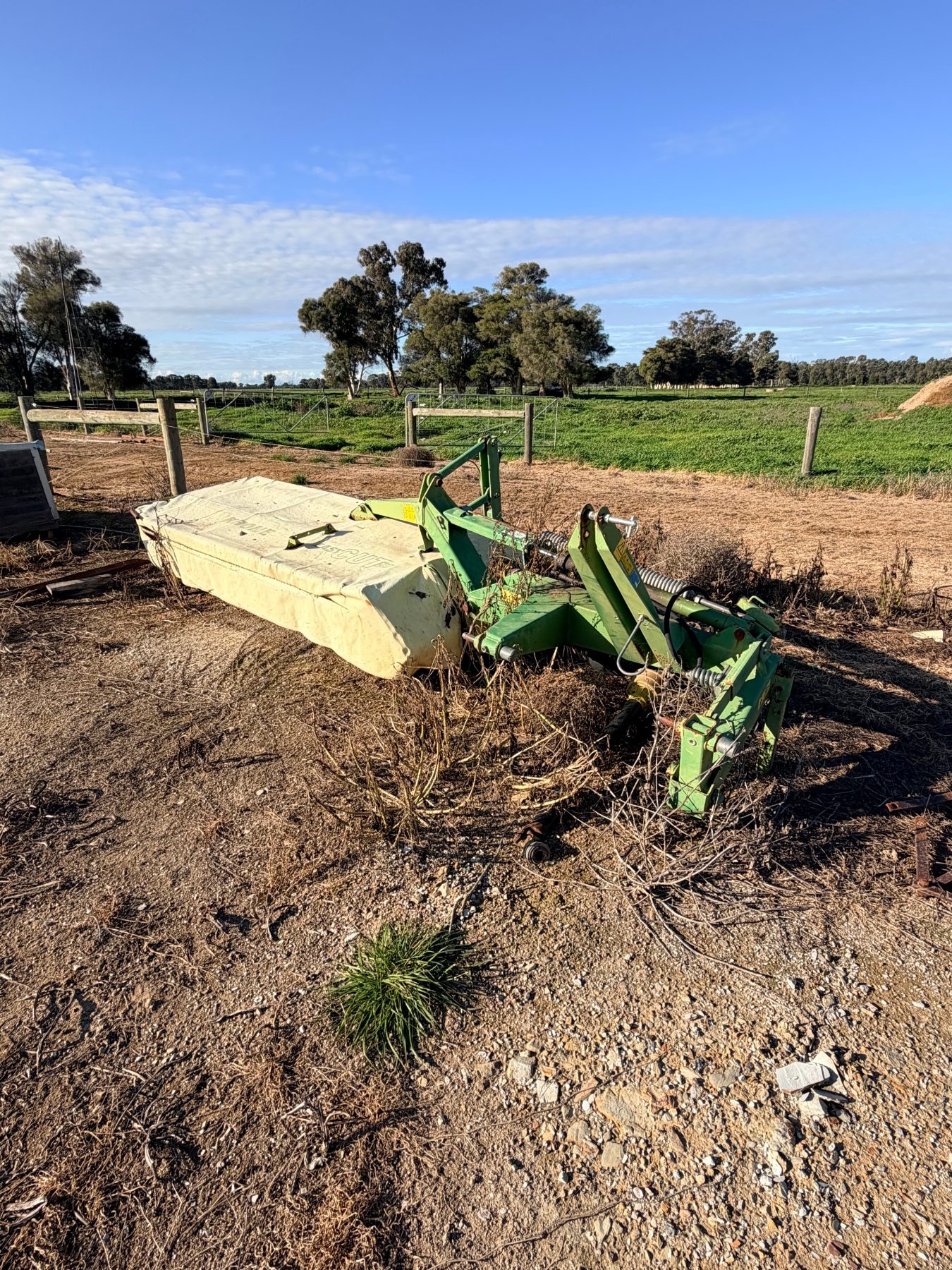 2.8m Krone Ezy cut linkage mower - photo 5