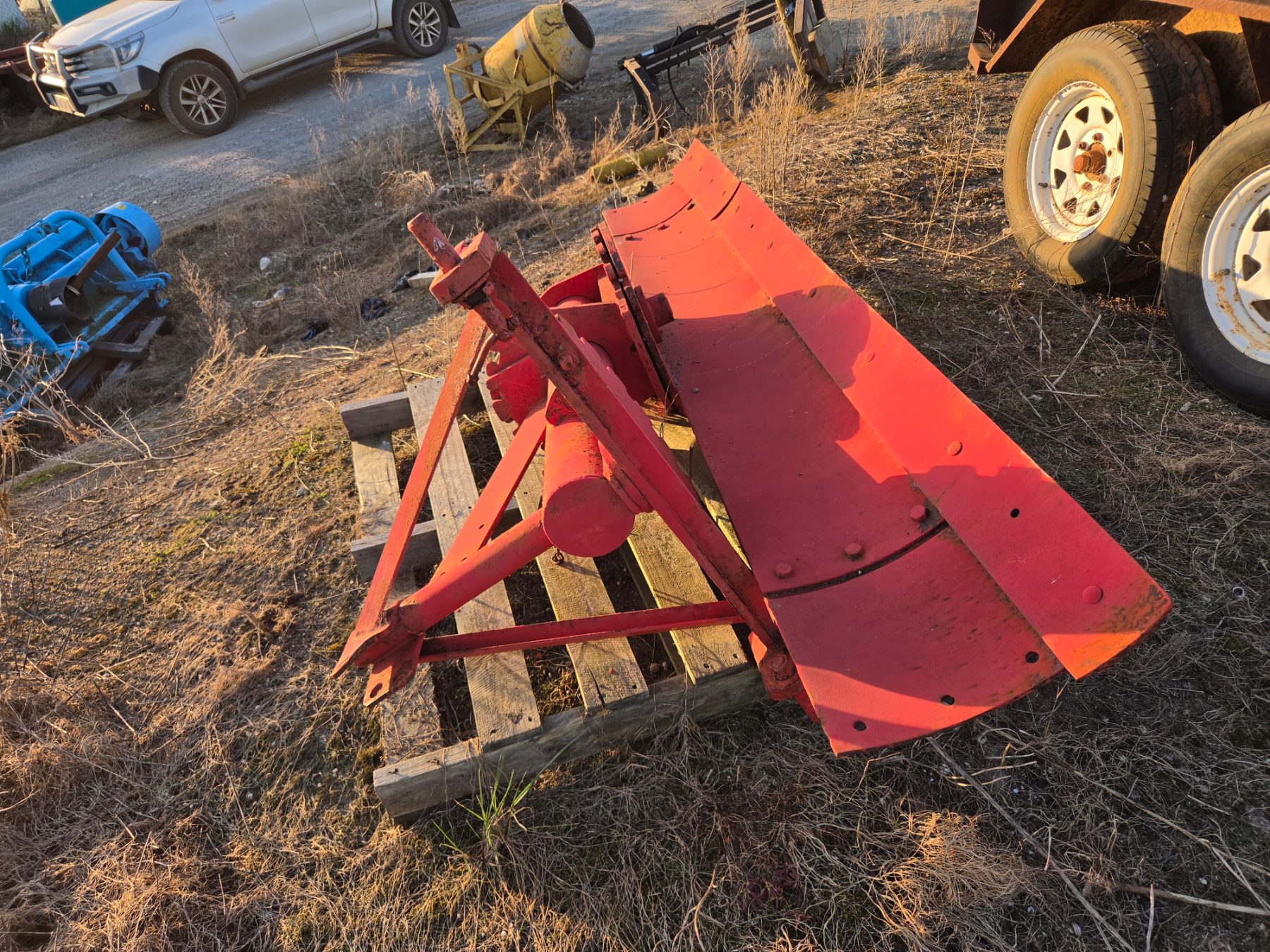 8ft Portmulti 3pl Grader blade - photo 2