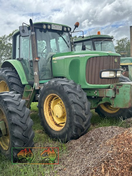 John Deere 6820