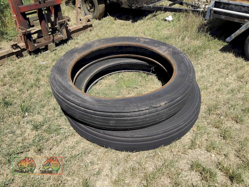2x Massey Ferguson Combine Tyres - photo 1
