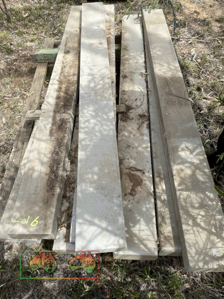 Concrete sleepers x8
