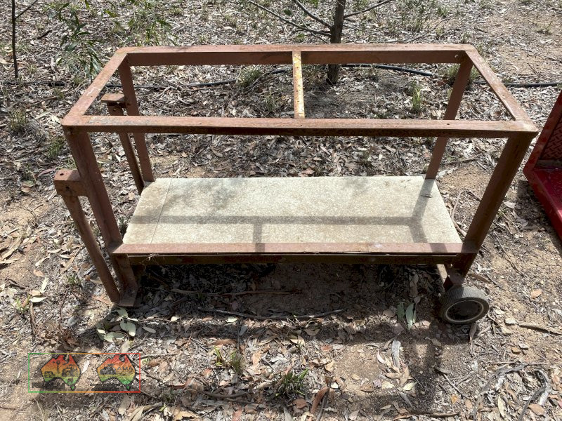 Mobile bench