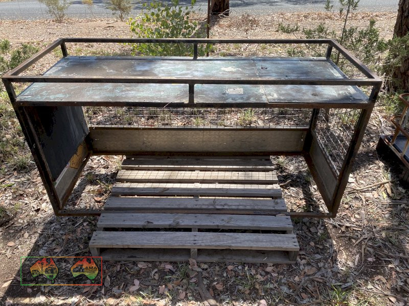 Ute Dog Cage