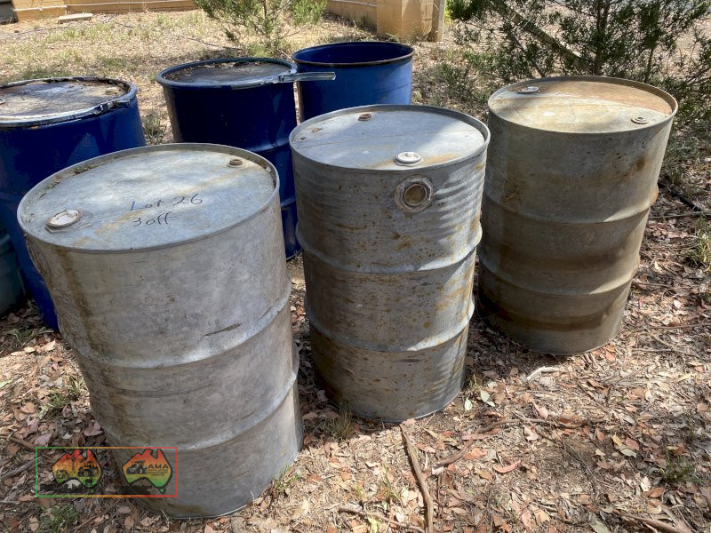Galvanized 44 gallon drums x3