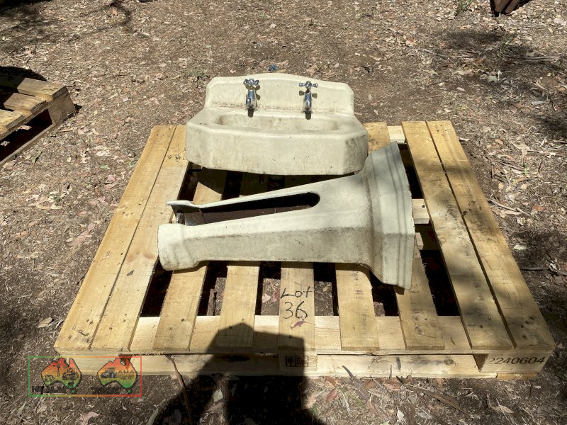 Cast iron enamel basin with stand