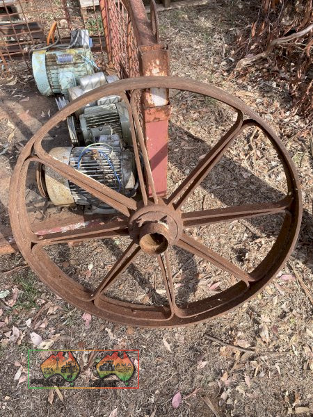 Old Steel Wheel 3ft - photo 2
