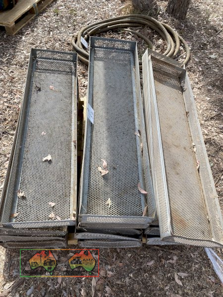 Galvanized Steel Trays x13