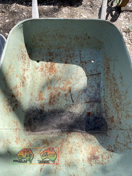 Steel Wheel Barrows - Broken - photo 2