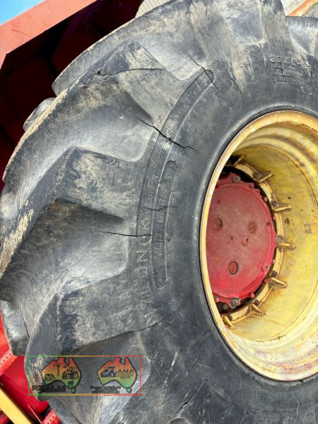 1980 Versatile 875 - photo 2