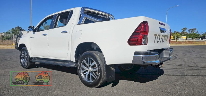 2017 Toyota Hilux SR5 - photo 6