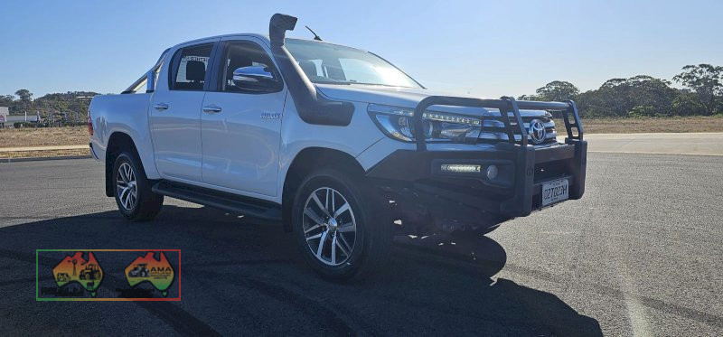 2017 Toyota Hilux SR5