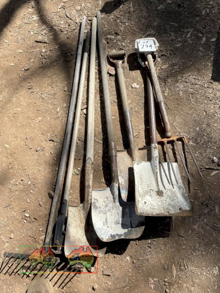 Quantity of Garden Tools
