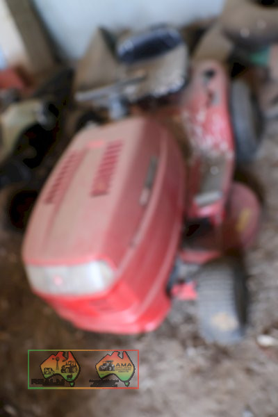 Ride on lawn Mower - photo 1