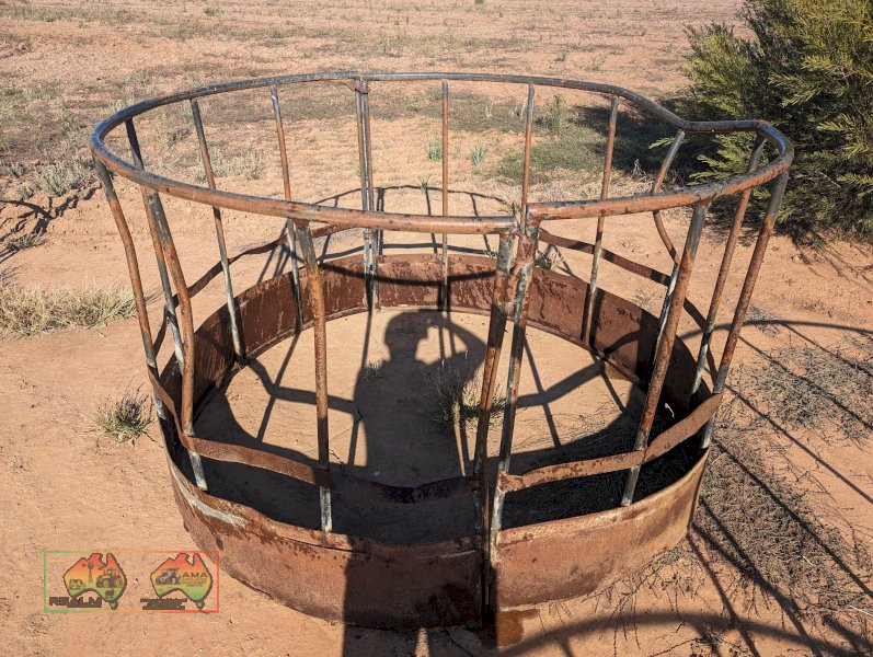 Hay Ring Feeder (No.2) - photo 3